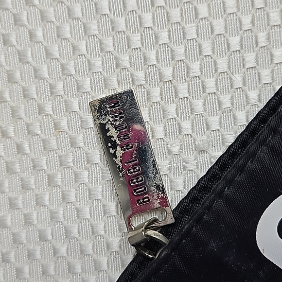 BOBBI BROWN SMALL MAKE-UP CASE IN BLACK - Picture 5 of 8